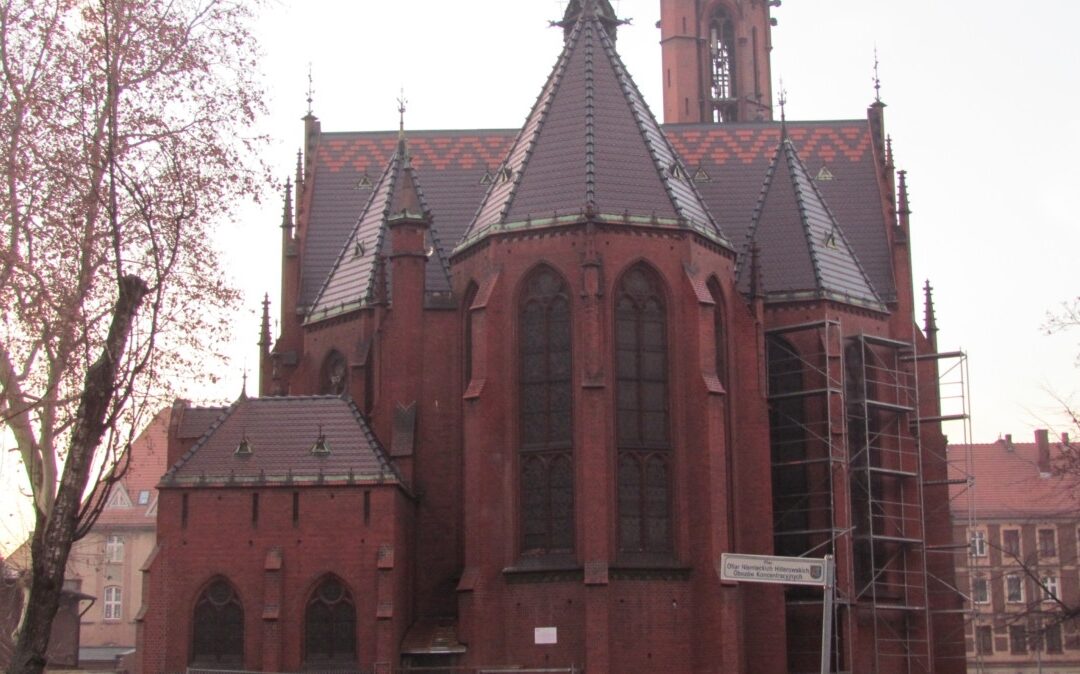 Remont dachu na naszym kościele